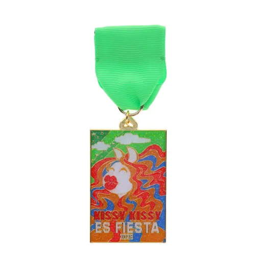 Miss Piggy Kissy Fiesta Medal