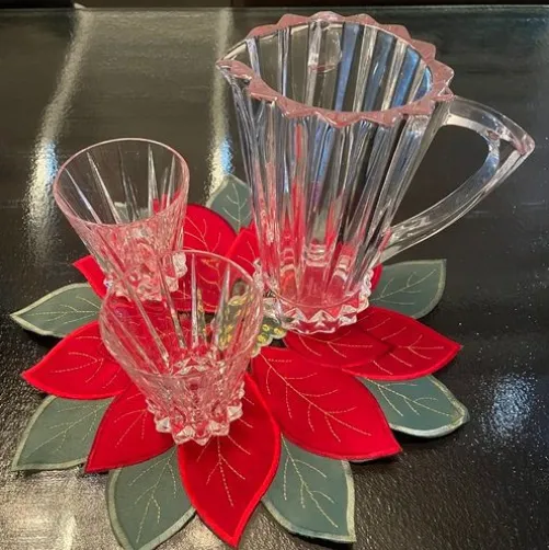 14" Red Poinsettia Doily